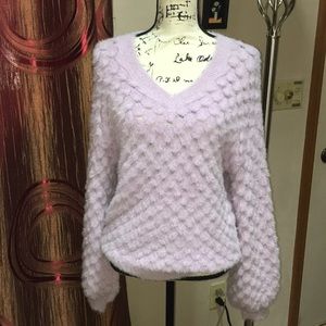 NWT Marc New York Andrew Marc V-Neck Long Sleeve Lilac Sweater L Luxury Soft